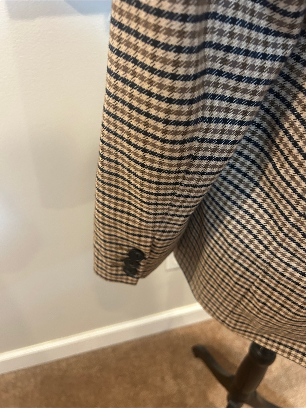 Women's Plaid Blazer in Black & Tan - Picture 7 of 10